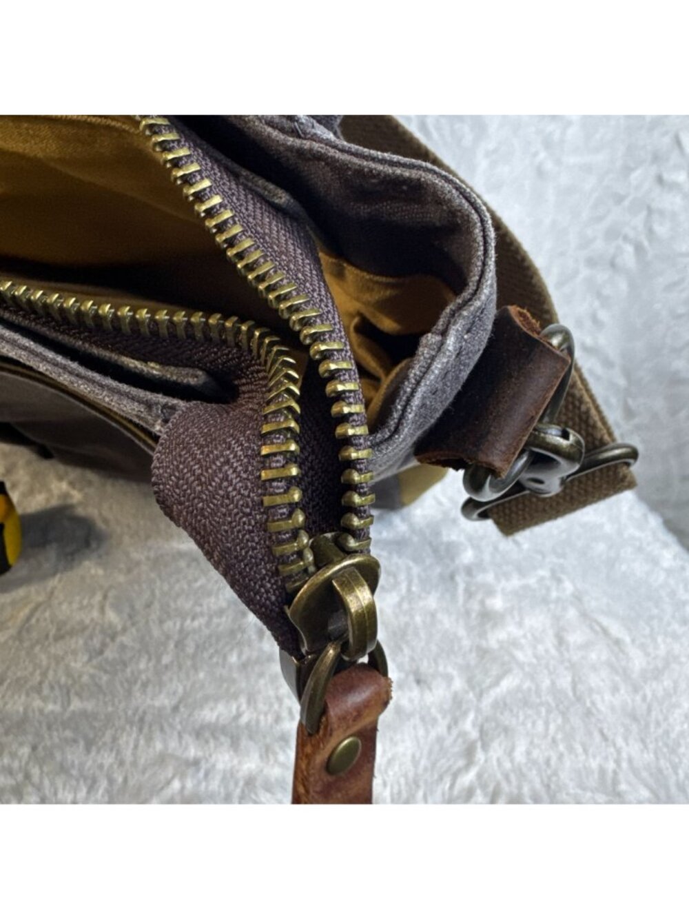 Vintage-Inspired Messenger Leather & Waxed Canvas Briefcase Satchel Laptop Bag - Picture 10 of 11